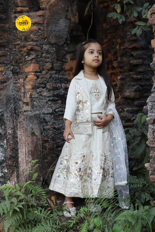 KIDS FASHION (GIRLS)